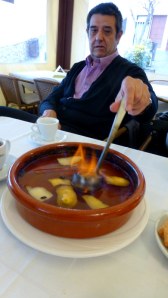 Vicens stirs our cremat