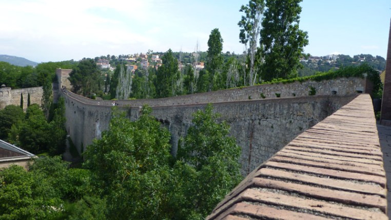 Photo of city wall.