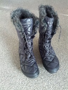 The boots that Louise bought